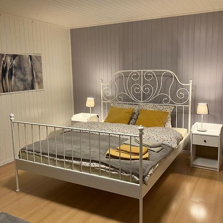 La Lanterne Appartement Sierre Buitenkant foto